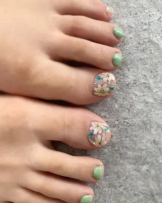 ネイル NailLaLuce ネイルラルーチェのネイルデザイン