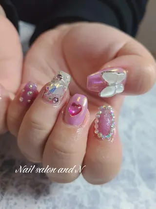 ネイル and Nのネイルデザイン