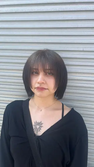 ショート ベージュカラー⌇﻿ くびれヘア.𐙚心音のヘアスタイル