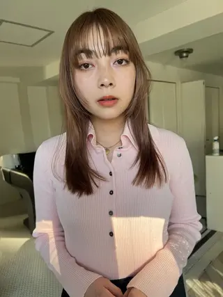 カラー ブリーチカラー🎀 韓国風/寺門美優のヘアスタイル