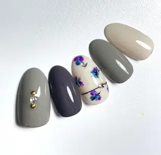 カラー ネイル Chérinail 爪のお手入れのネイルデザイン