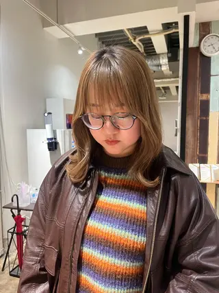 ミディアム えんぐちとも／透明感 カラー／博多ボブのヘアスタイル