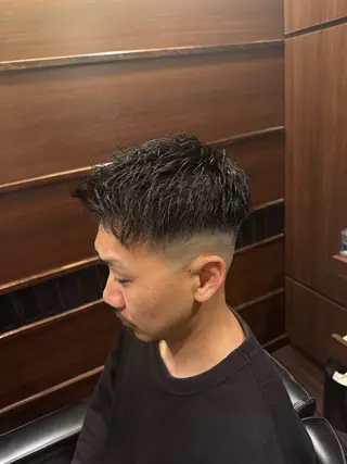 ショート メンズ HIRO GINZA barber shop 横浜店所属・ヒロ銀座　無料 フェード　細内のヘアスタイル