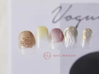 ネイル T RIRIKAのネイルデザイン