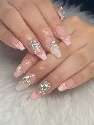 カラー Bitty／ SENA⋆˙⟡ —のネイルデザイン