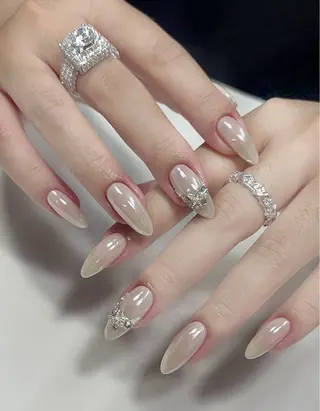 ネイル ANNA NAIL SALON所属・チャン ティ ジエンのネイルデザイン