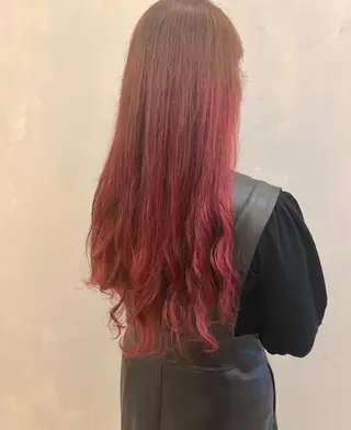 ロング カラー Dali 若松　朋美のヘアスタイル