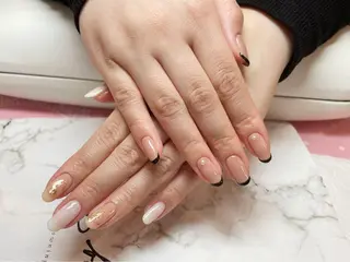 ネイル Ui_Amor (パラジェル)のネイルデザイン