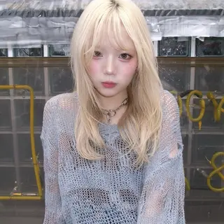 ロング カラー ベージュ/透明感/ 桃子🎀のヘアスタイル