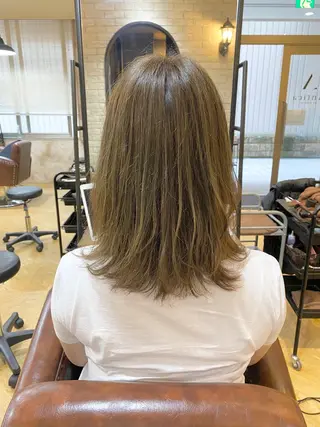 セミロング カラー 髪質改善 ヒデのヘアスタイル