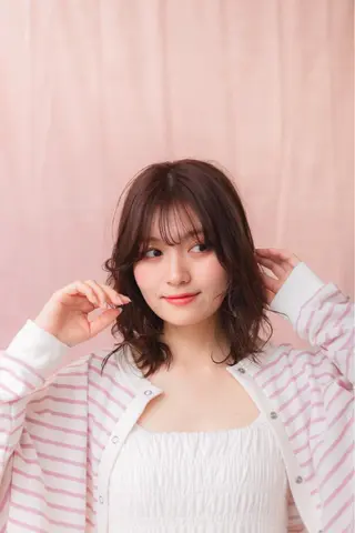 ミディアム 佐藤 かののヘアスタイル