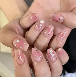 ネイル Pure&Rich Nailのネイルデザイン