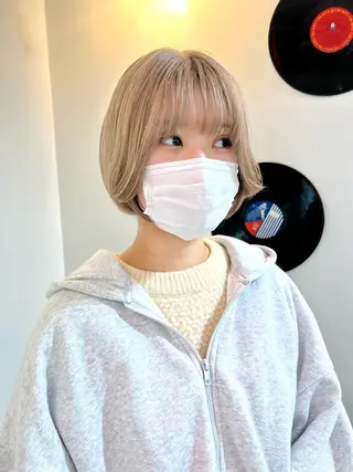 ショート カラー 🧨ブリーチー×ボブ レイヤー💎じゅえるのヘアスタイル