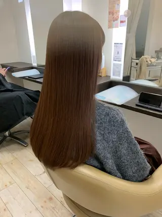 ロング パーマ 荒島 由佳のヘアスタイル