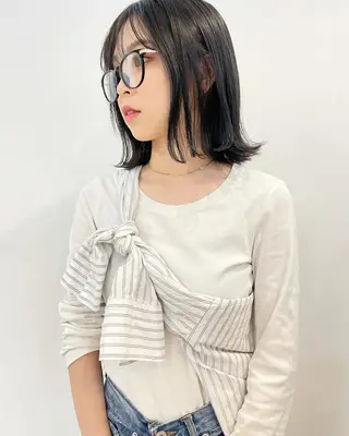 ミディアム カラー 佐藤 永夏のヘアスタイル