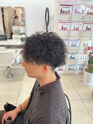 ショート パーマ メンズ 韓国風メンズ/毛流れ ヘアなら須田龍世のヘアスタイル