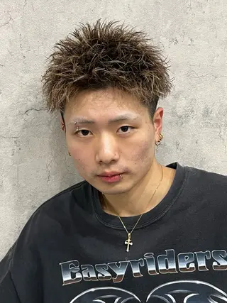 ショート カラー パーマ 🔥メンズ特化美容師 💥小倉大和💥のヘアスタイル