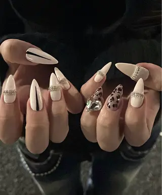 ネイル 五十嵐 莉奈のネイルデザイン