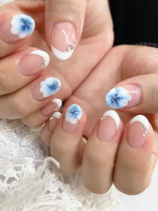 ネイル Flowerネイルサロン所属・. yukiのネイルデザイン