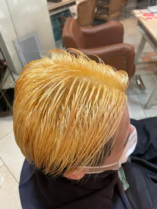 ショート 前平 友慈のヘアスタイル