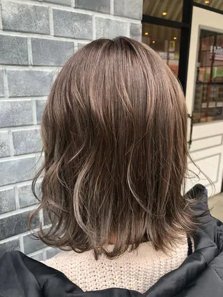 ミディアム カラー ✳︎SERA✳︎ 平日のみご案内のマツエク・マツパデザイン