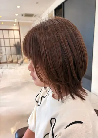 ミディアム ツヅキ マスミのヘアスタイル