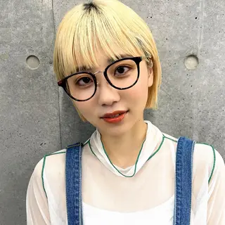 ショート カラー 🎧パーソナルケア/ 透明感カラー/ミユのヘアスタイル