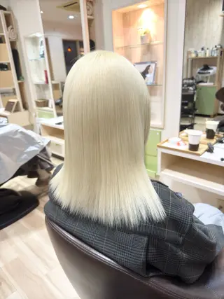 ミディアム カラー 🌈派手髪ハイトーン 🌈鈴木亮太🌈のヘアスタイル