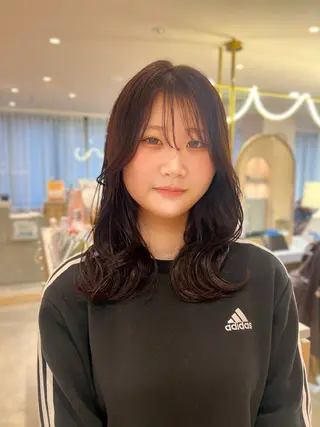 カラー merc.🍨田行 七海のヘアスタイル