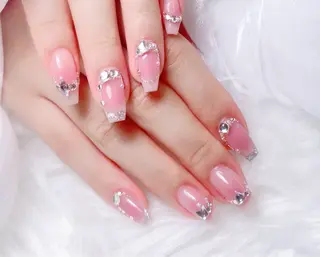 ネイル M🌷nail 長さだし専門店のネイルデザイン