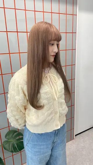 ロング カラー PELE所属・盛れる💖ミルクティ ー💍🎀yuiのヘアスタイル