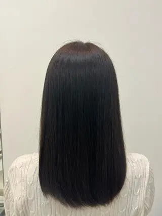 ミディアム 三 嶋のヘアスタイル