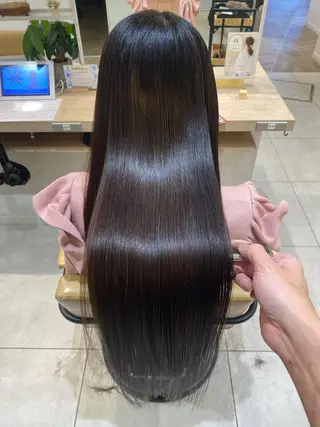 ロング ⭐️⭐️縮毛矯正の スペシャリスト松本✨のヘアスタイル