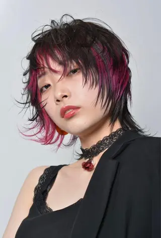 ミディアム カラー YU KIのヘアスタイル