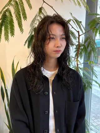 セミロング パーマ 悩みを解決💫似合せ RENのヘアスタイル