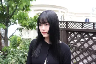 ロング カラー AIRA/ブリーチ ‪/透明感カラーのヘアスタイル