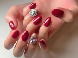 ミディアム ONIKA Nail 青山通り店所属・ONIKA Nail 表参道A4徒歩2分のネイルデザイン
