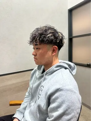 パーマ メンズ 山本 あゆみのヘアスタイル