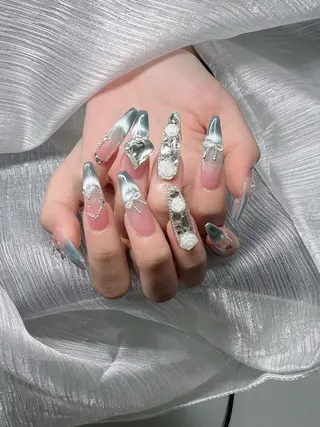 ネイル Lee Nailsのネイルデザイン