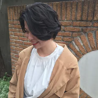 ショート 柔らかいcolor 🌿harukaのヘアスタイル