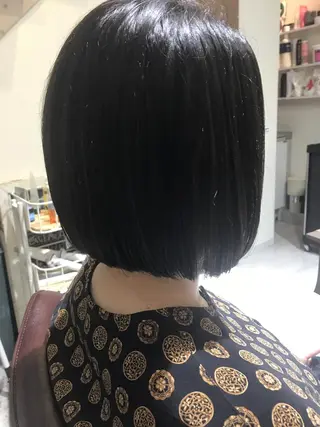 セミロング 🌻大人ツヤかわいい ⭐️根本麻美のヘアスタイル