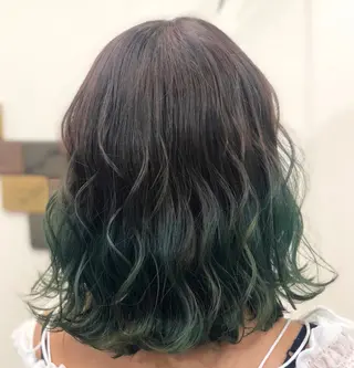 セミロング カラー MAKO ❤️‍🔥NEXTのヘアスタイル
