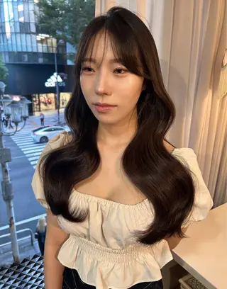 ロング 'AXISガスビル Rinのヘアスタイル