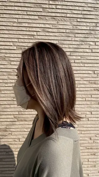ミディアム カラー AFLOAT satomiのヘアスタイル