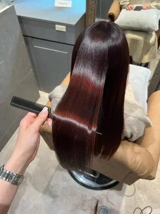 ミディアム 代表山口ひな 髪質改善のプロのヘアスタイル