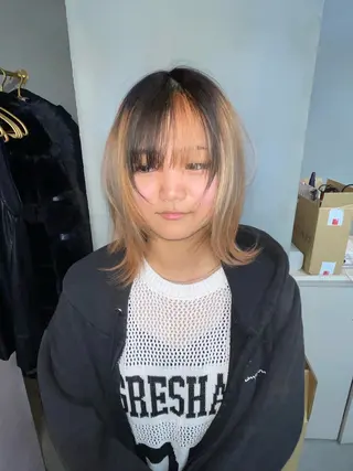 ミディアム カラー qulim所属・qulim【クリム】 /ハイトーン/海音のヘアスタイル