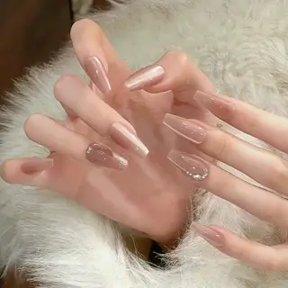 ネイル Emi⭐️⭐️ 上野店のネイルデザイン