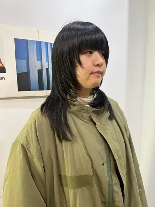 セミロング 💥ウルフカット デザインあんな💥のヘアスタイル