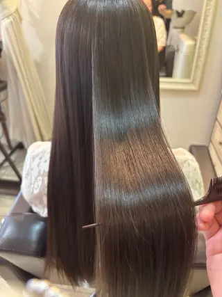 ロング KUMA／髪質改善 🎀のヘアスタイル