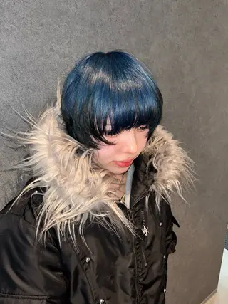 ショート カラー 原口 桃歌のヘアスタイル